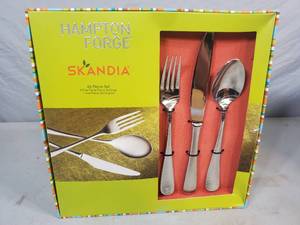 lot 99 image: New Hampton Forge 45 Piece Silverware  Flatware Dinner Set