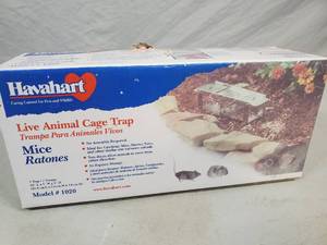 lot 100 image: New Havahart Small Rodent Live Trap