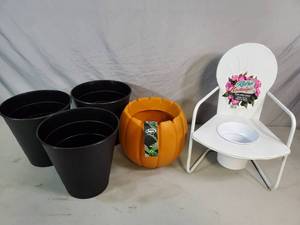lot 131 image: Assorted New Decorative Planters