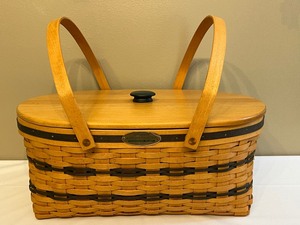 Longaberger 1999 Edition Traditions Collection Generosity Basket