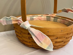 2001 Round Longaberger Easter Basket