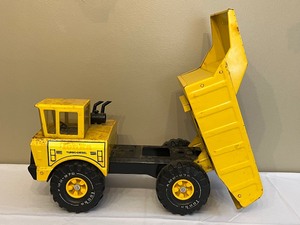 Metal Tonka Dump Truck