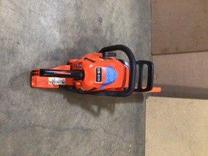 ECHO 30.5 cc Gas 2-Stroke Cycle Chainsaw - Customer Returns in Working Order - Review all pictures