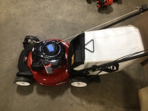 Toro Recycler 21 in. Briggs and Stratton Low Wheel RWD Gas Walk Behind Self Propelled Lawn Mower with Bagger - Customer Return - in Working Order Review all pictures