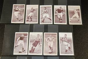 lot 27 image: 1939 Churchmans Cigarettes Association Footballers Lot  13 Different Cards