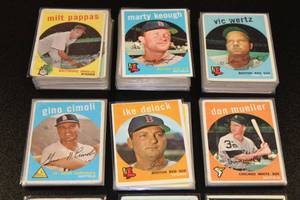 lot 29 image: 1959 Topps Baseball Card Lot  90 Cards