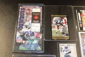 lot 69 image: Emmitt Smith Collectibles Lot  6 Items