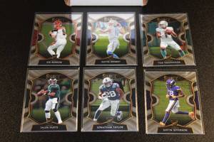lot 81 image: 2020 Select Football Concourse Complete Set  #1-100