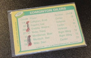 lot 107 image: Wayne Gretzky Hockey Card Lot  4 Cards