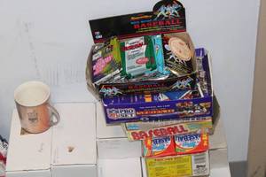 lot 319 image: Mixed Collectibles & Card Bulk Resale Lot