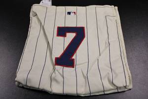 lot 323 image: Deadstock Minnesota Twins Joe Mauer Bag
