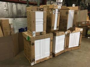 Lot of Assorted Kitchen Cabinets Customer Returns See Pictures