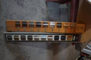 display board hinges