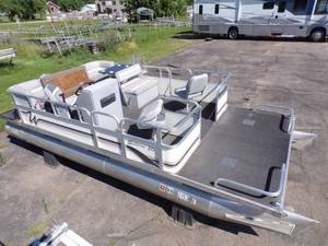 1992 Weeres 20 Pontoon with Mariner 40 Magnum Motor