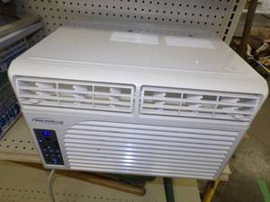 Soleus Air - Air Conditioner 6400 BTU