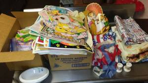 lot 337 image: Tablecloths, Napkins, Aprons & More.