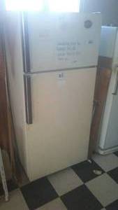 lot 376 image: Vintage Refrigerator