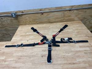 lot 11 image: RACEQUIP 5 Point Racing Harness
