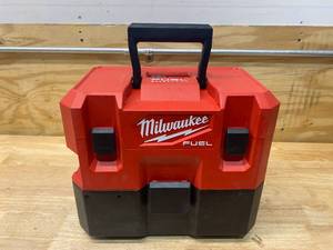 lot 25 image: MILWAUKEE M12 FUEL 12-Volt Lithium-Ion Cordless 1.6 Gal. WetDry Vacuum (Tool-Only)