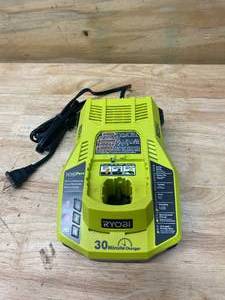 lot 62 image: RYOBI ONE 18V Dual Chemistry IntelliPort Charger