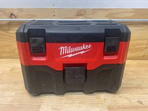 lot 68 image: MILWAUKEE M18 18-Volt 2 Gal. Lithium-Ion Cordless WetDry Vacuum (Tool-Only)