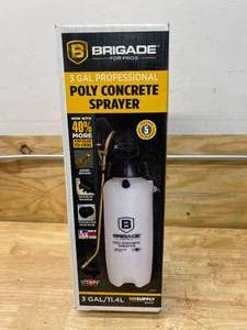 lot 114 image: BRIGADE 3 Gal Professional Poly Concrete Sprayer