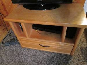 Wood TV stand with drawer top is 19...