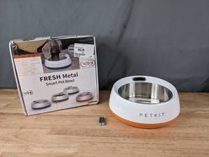lot 64 image: PETKIT FRESH METAL Smart Digital Pet Food Bowl with Scale - Orange