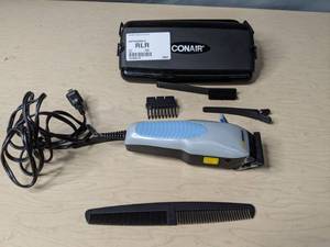 lot 156 image: Conair Man 18 Piece Corded Clipper Set