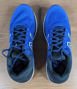 lot 135 image: New Balance Mens Fresh Foam 680v7 Running Shoe Size 10