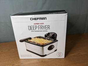 lot 93 image: Chefman 4.5-Liter Stainless Steel Deep Fryer