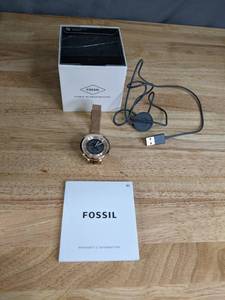 lot 42 image: Fossil Womens Goldtone Smartwatch