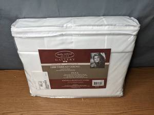 lot 239 image: Kathy Ireland Home 1200 Thread Count CottonPolyester 6-Pc. Sheet Set - Full, White