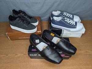 lot 200 image: 3 Pair Womens Shoes GC Shoes Tommy Platform Sneaker (Sz 7), Lugz Stagger Low-Top Sneaker (Sz 8.5), Skechers Kincaid II Slip-Resistant Slip-On Work Shoe (Sz 9.5)