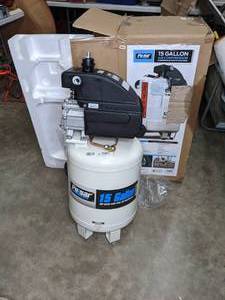 lot 17 image: Pulsar 15-Gallon Vertical Air Compressor