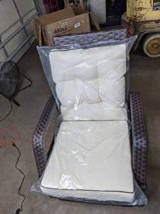 lot 262 image: Saint Birch Brussell Wicker Reclining Patio Chair