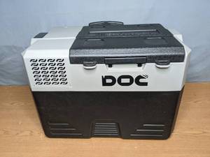 lot 355 image: Glarewheel 42-Qt. Wheeled Thermoelectric Freezer Refrigerator