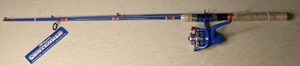 lot 391 image: Abu Garcia Shakespeare Contender 30 RH Spinning Baitcasting Fishing Rod and Reel Combo