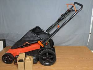 lot 445 image: BLACKDECKER 20 40V Lithium-Ion Cordless Push Lawn Mower