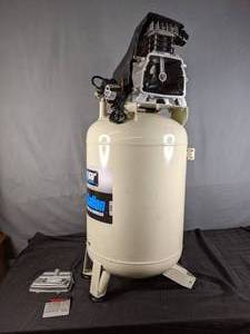 lot 428 image: Pulsar 28 Gallon 2.5 HP Rated 5 HP Peak Air Compressor