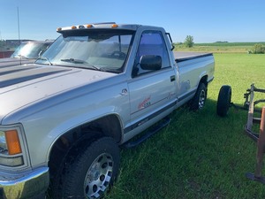 1988 Chevy 2 door Reg Cab 4x4 Manual transmission