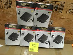 Lot of 6 New Defiant Portable Safe Keyed