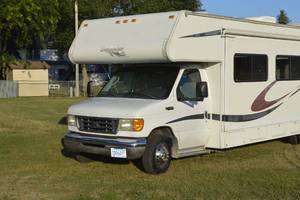 2004 Ford SunSeeker 3100 Motorhome