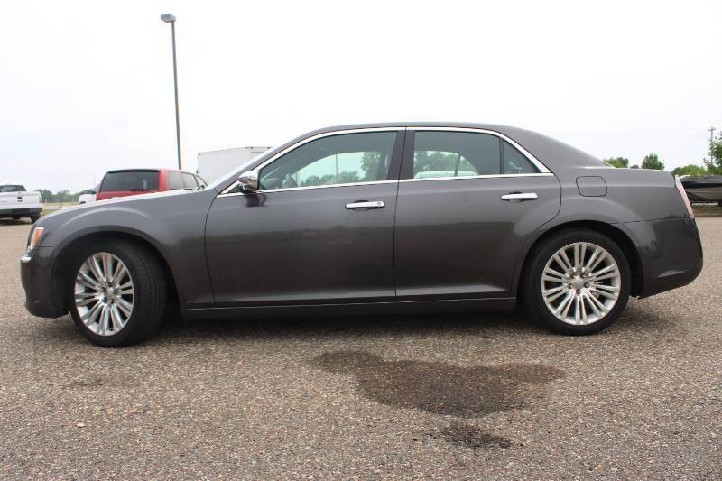 2013 Chrysler 300 - 2 OWNERS
