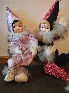 lot 43 image: Vintage Clown Dolls