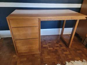 lot 11A image: Vintage Mid-Century Desk by Conant Ball