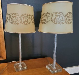 lot 72 image: Elegant Vintage Table Lamp Pair