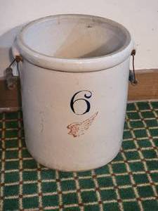 lot 57 image: Amazing Vintage Red Wing Stoneware Crock #6