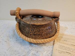 lot 81 image: Vintage Potier Serving Casserole-Tureen