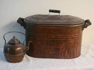 lot 79 image: Classic Copper Wash Basin & Teapot